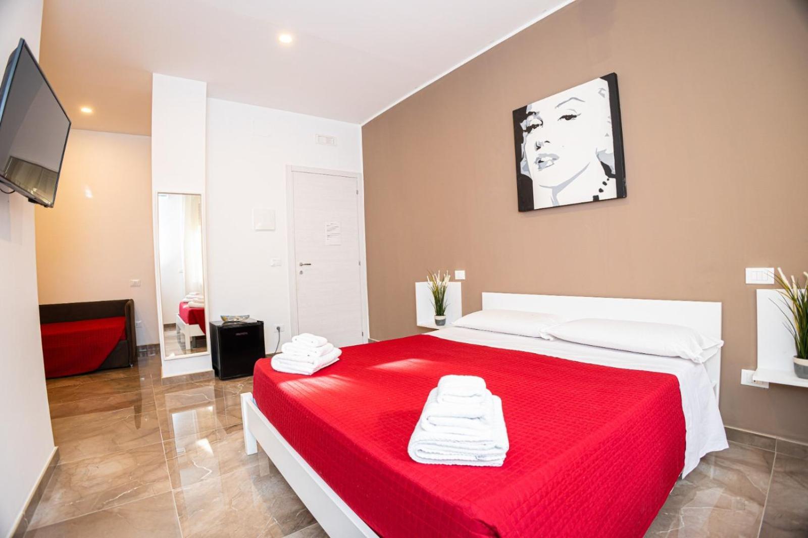 טרמולי Suebi Rooms חדר תמונה